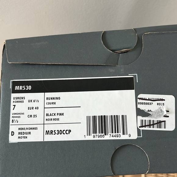 New Balance 530 Sneaker Neon Lights Size 7 Mens or 8.5 Women’s  NIB - Picture 4 of 13